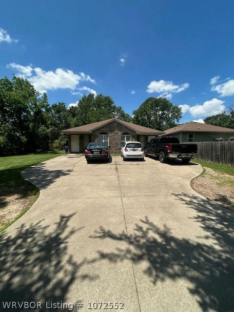 727 N 46TH ST, FORT SMITH, AR 72903, photo 1 of 4