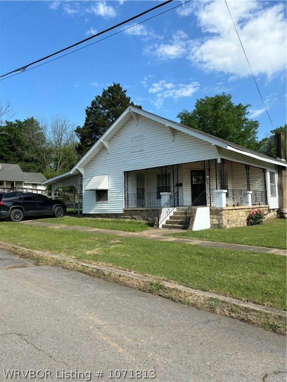 204 W AVENUE E ST, HEAVENER, OK 74937, photo 1 of 23