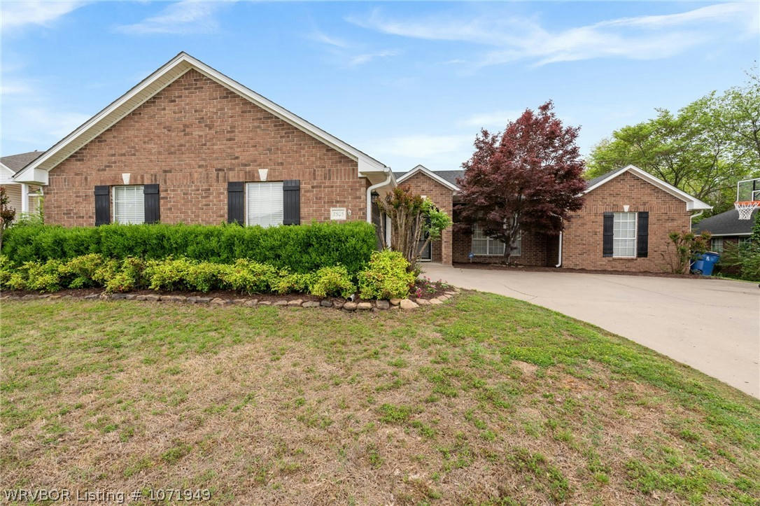 7505 RED PINE DR, FORT SMITH, AR 72916, photo 1 of 25